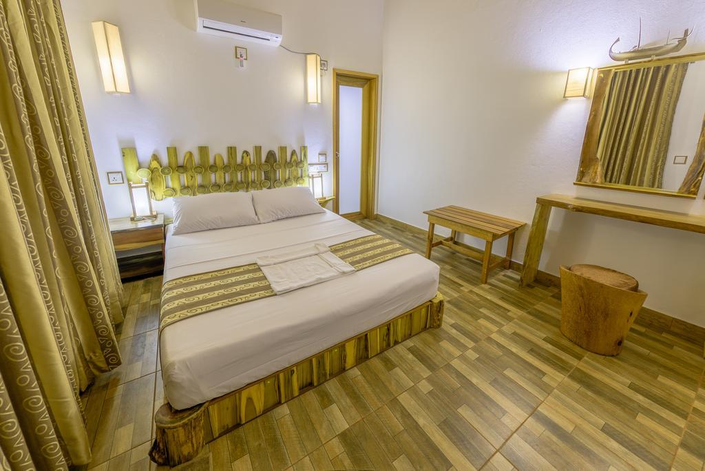 Ameera Maldives Pensión 4*